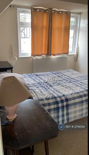 1 bedroom in a house share to rent, Fairview Crescent, Harrow, HA2