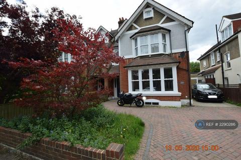 1 bedroom in a house share to rent, Park Hill Road, Wallington, SM6