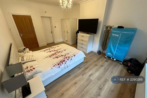 1 bedroom in a house share to rent, Park Hill Road, Wallington, SM6