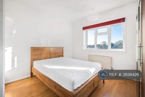 2 bedroom flat to rent, Longbridge Way, London, SE13