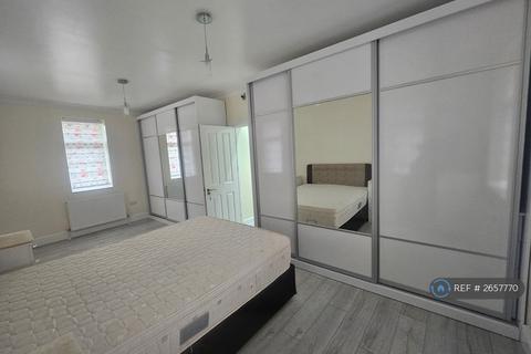 undefined, Awlfield Avenue, London, N17
