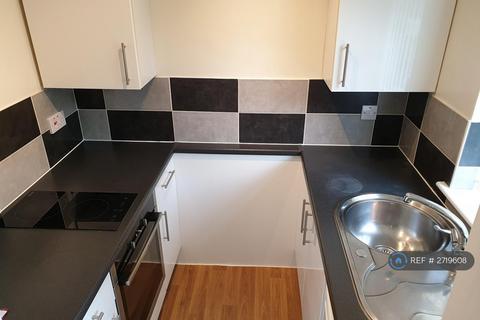 undefined, Douglas Court, Earley, Reading, RG6