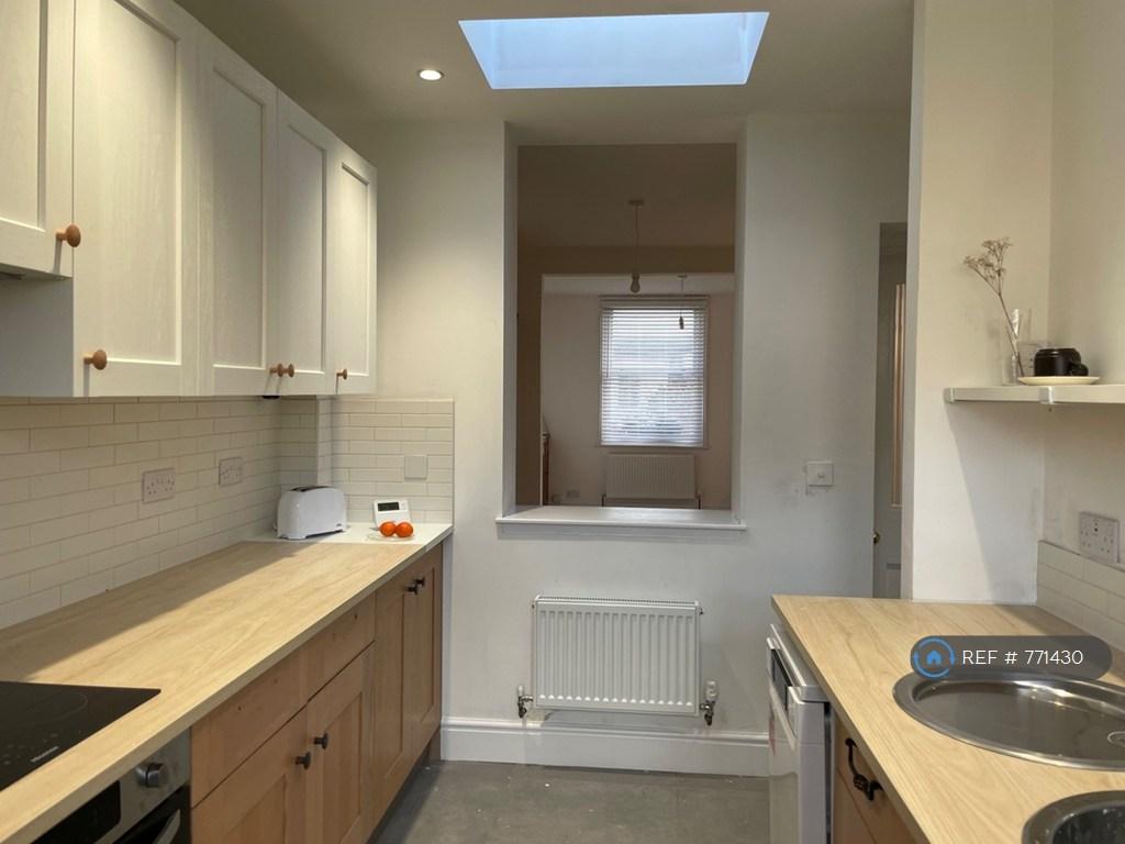 Kitchen With Lots Of Storage