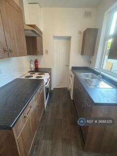 3 bedroom terraced house to rent, Wolverton Road, Leicester, LE3