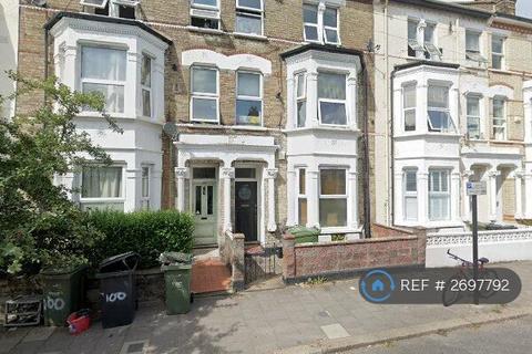 1 bedroom flat to rent, Sandmere Road, London, SW4