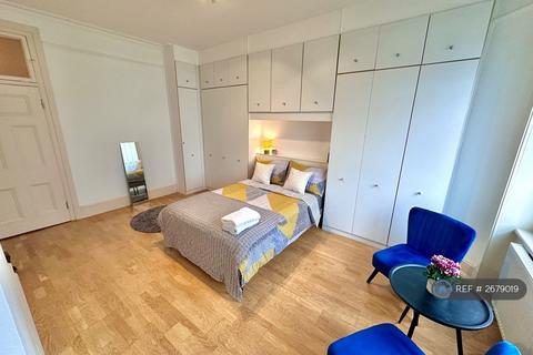 undefined, Paddington, London, NW1
