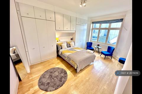 undefined, Paddington, London, NW1