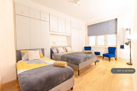 6 bedroom flat to rent, Paddington, London, NW1