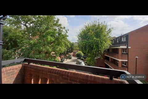 undefined, Wynford Road, London, N1
