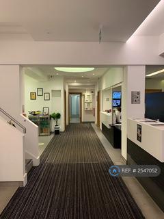 1 bedroom in a flat share to rent, Blackshaw Road, London, SW17