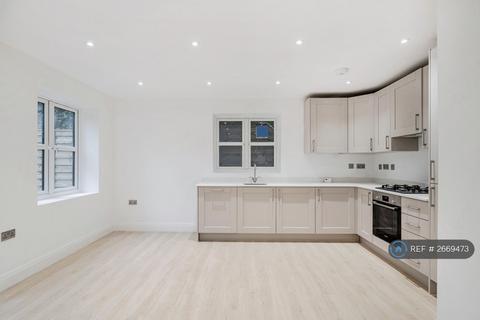 undefined, West Hill, South Croydon, CR2