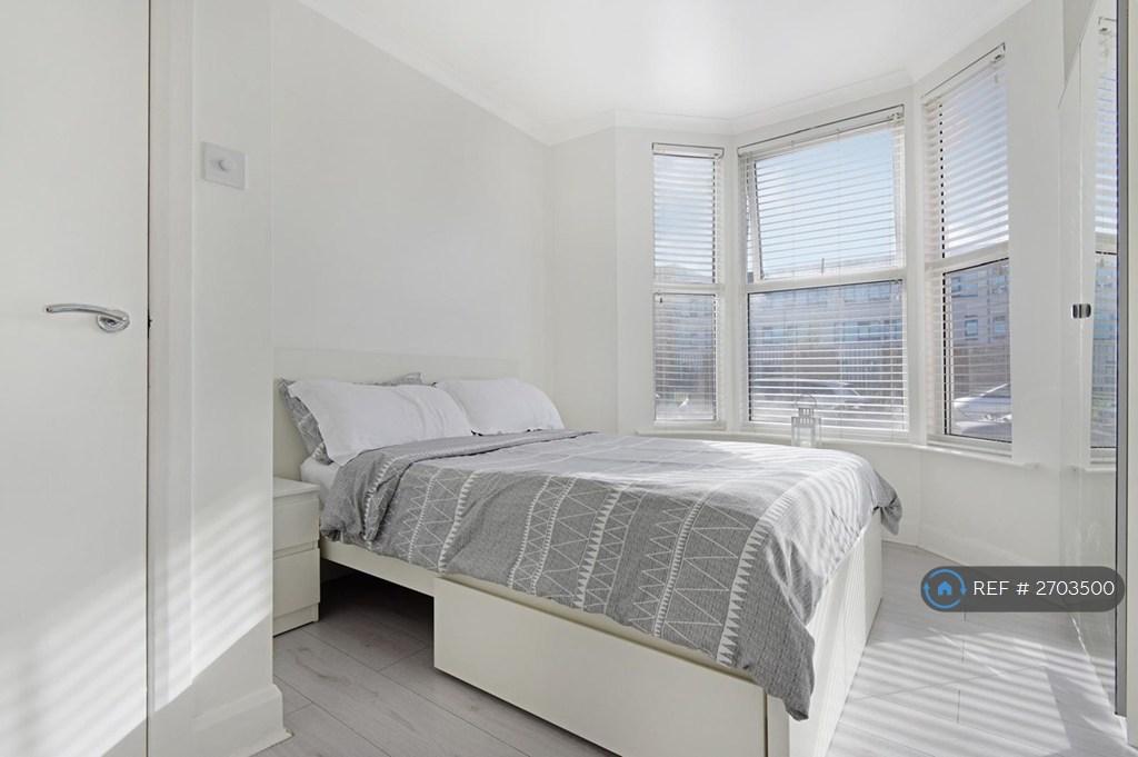 Bedroom 1 Side