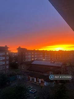 2 bedroom flat to rent, Lea View House Springfield, London, E5