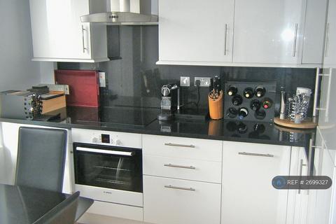 1 bedroom flat to rent, Dufours Place, London, W1F
