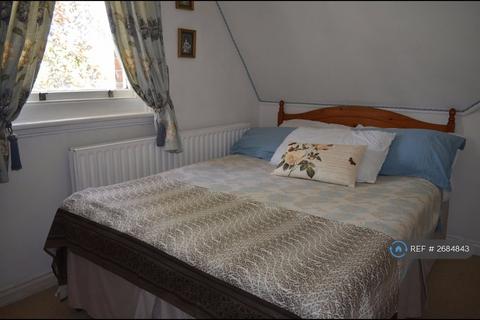 1 bedroom flat to rent, The Avenue, Richmond, TW1