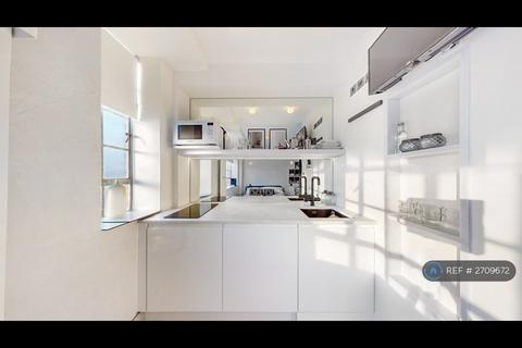undefined, Sloane Avenue, Greater London, SW3