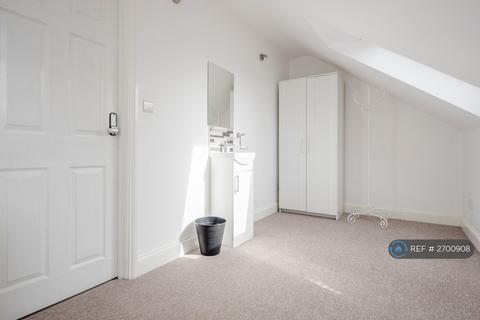 undefined, Gammons Lane, Watford, WD24