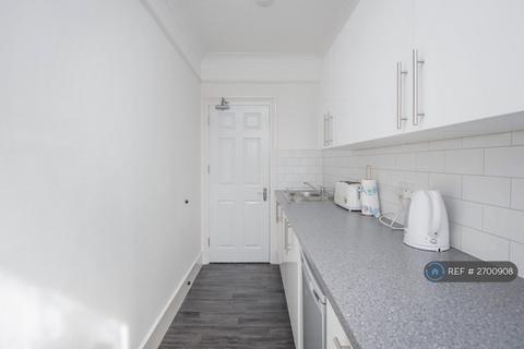 undefined, Gammons Lane, Watford, WD24