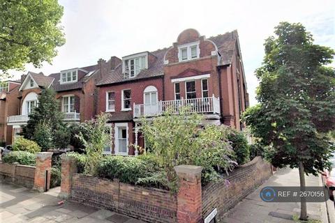 undefined, Woodville Gardens, London, W5