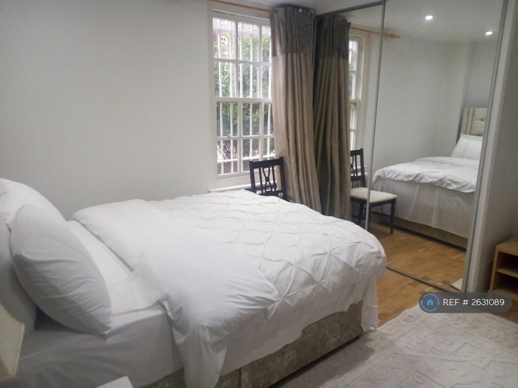 Main Double Bedroom