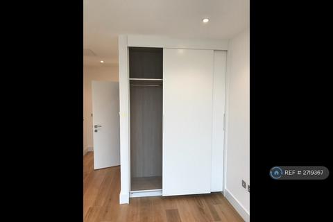1 bedroom flat to rent, Staines Road, Hounslow, TW3