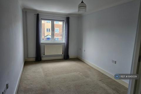2 bedroom flat to rent, Tiptaft House, Mitcham, CR4