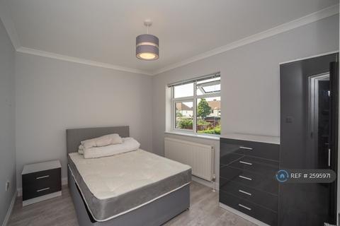 1 bedroom in a house share to rent, Ridge Way, Crayford, Dartford, DA1