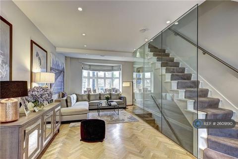undefined, De Vere Cottages, London, W8