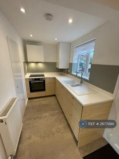 3 bedroom semi-detached house to rent, Bush Heath Lane, Leamington Spa, CV33
