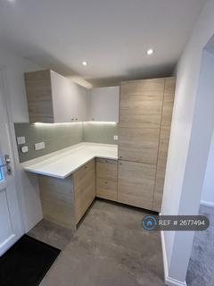 3 bedroom semi-detached house to rent, Bush Heath Lane, Leamington Spa, CV33