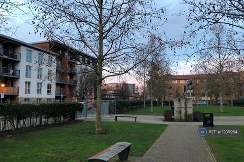 1 bedroom flat to rent, Ashvale Court, London, E3