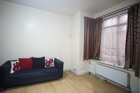 undefined, Rosslyn Crescent, HA12SA
