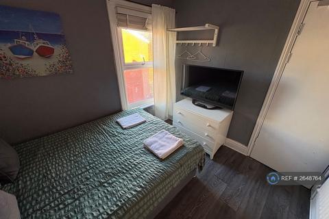 1 bedroom in a house share to rent, Vance Road, Blackpool, FY1