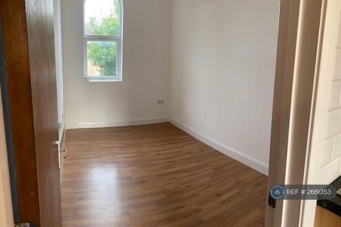 undefined, High Street, New Malden, KT3
