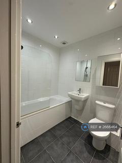 1 bedroom in a house share to rent, Century Yard, London, SE23