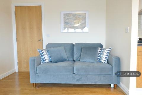 2 bedroom penthouse to rent, Curzon Street, Burton-On-Trent, DE14
