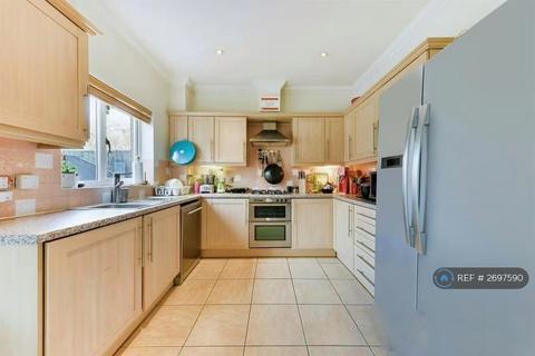 undefined, Lower Green Gardens, Worcester Park, KT4