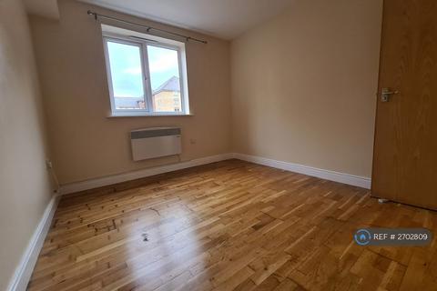 2 bedroom flat to rent, Scotney Gardens, Maidstone, ME16