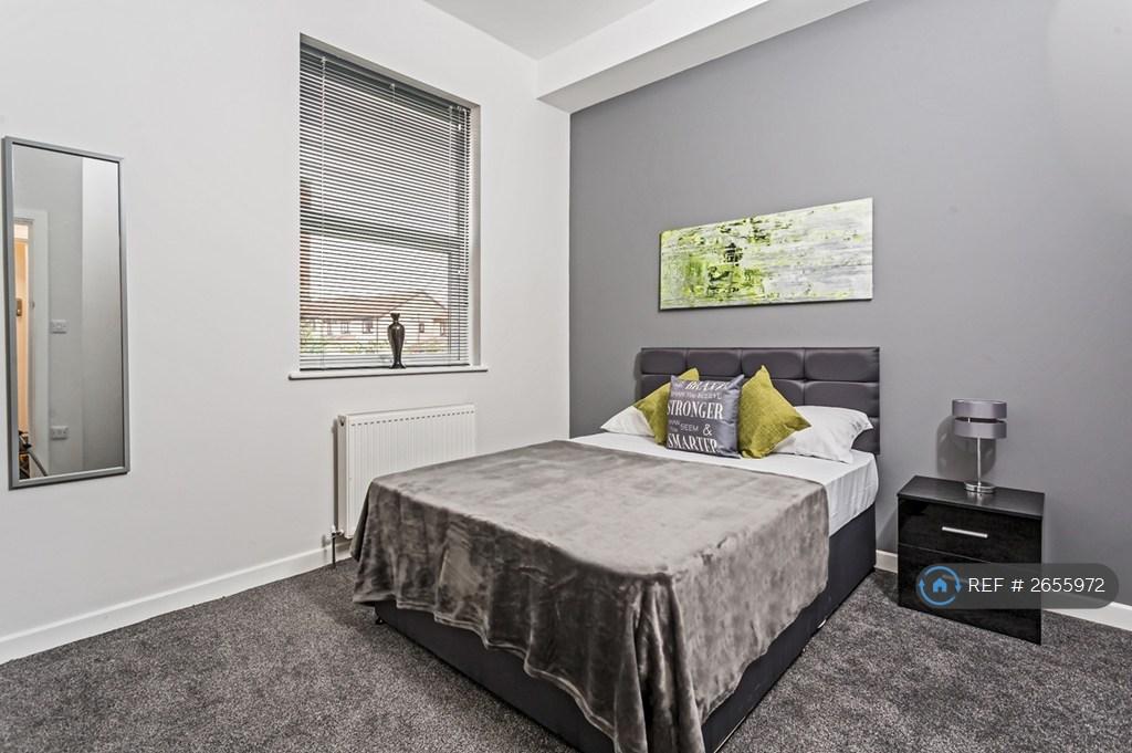 Room 8 - Available