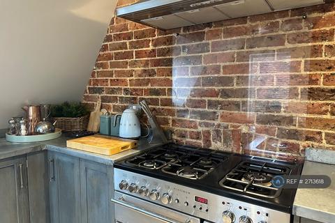 undefined, Thomond House, Midhurst, GU29