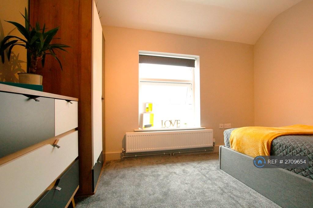 Room 4