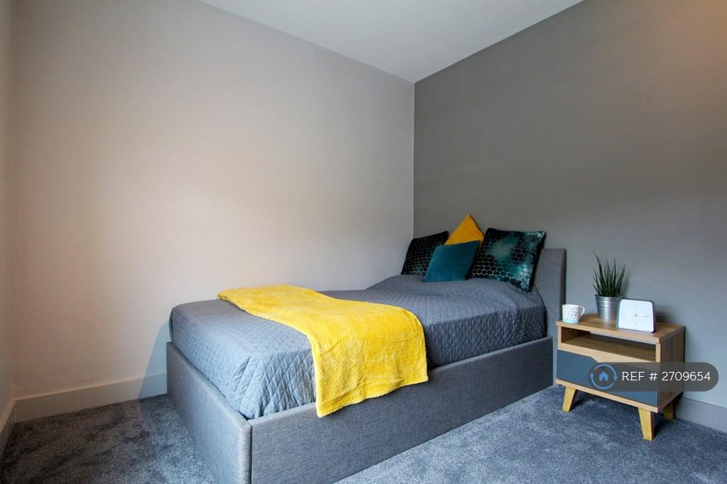 Room 4