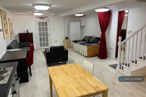 1 bedroom flat to rent, Green Lanes, London, N16