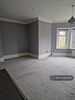 2 bedroom flat to rent, Grimston Gardens, Folkestone, CT20