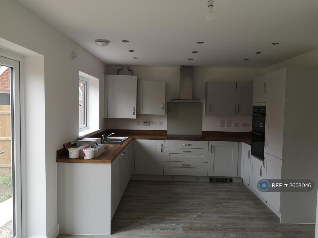 Kitchen Diner, West Half