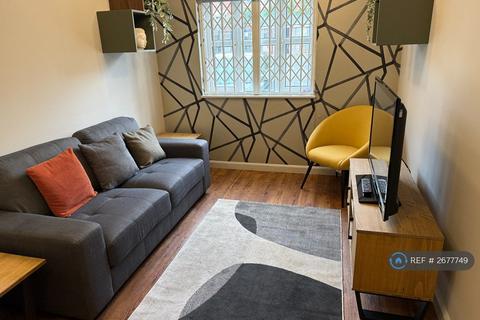6 bedroom terraced house to rent, Gadd Street, Nottingham, NG7