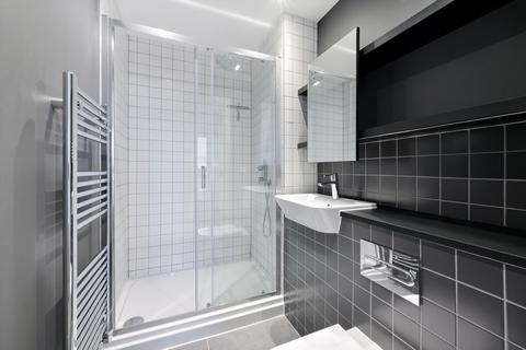 2 bedroom flat to rent, Quest House North, Woolmore Street, London, E14
