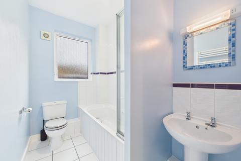 undefined, Newland Street, Gloucester, Gloucestershire, GL1