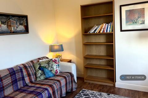 2 bedroom flat to rent, Lydford Road, London, NW2