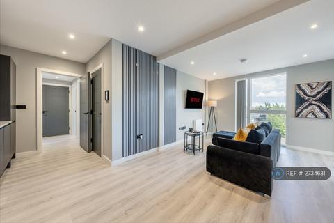 2 bedroom flat to rent, Gladstone Park Gardens, London, NW2